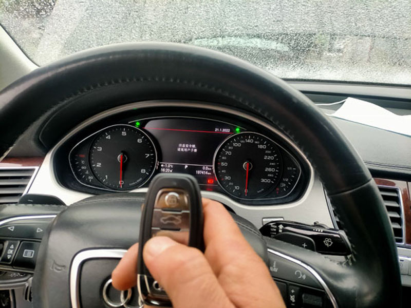 汽車(chē)配鑰匙